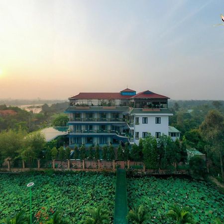 Khu Nghi Duong Huong Sen - Binh My, Cu Chi Hotel Ho Si Minh-város Kültér fotó